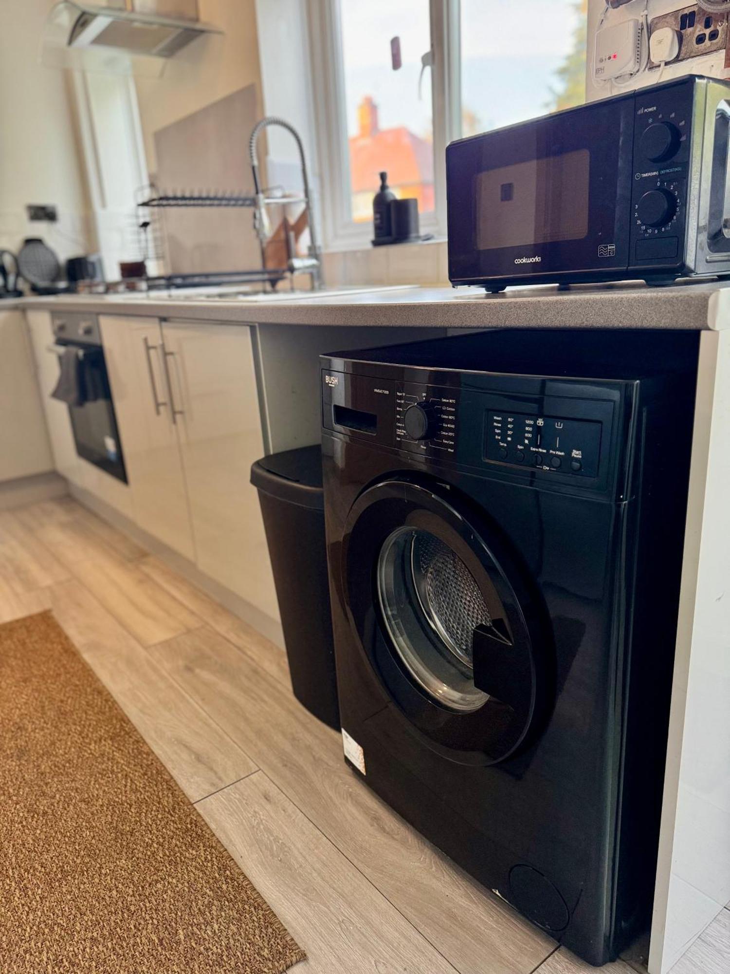 Contractor Haven- 3Bdr Crew House, Free Parking, Fast Wifi & Private Garden Daire Nottingham Dış mekan fotoğraf